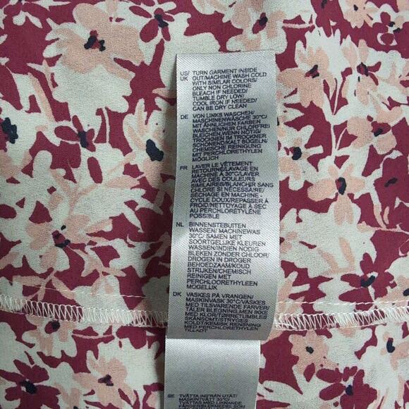 NWT NYDJ Fairy Dust Floral Flounce Sleeve V Neck Blouse Womens Size Small - Picture 7 of 11